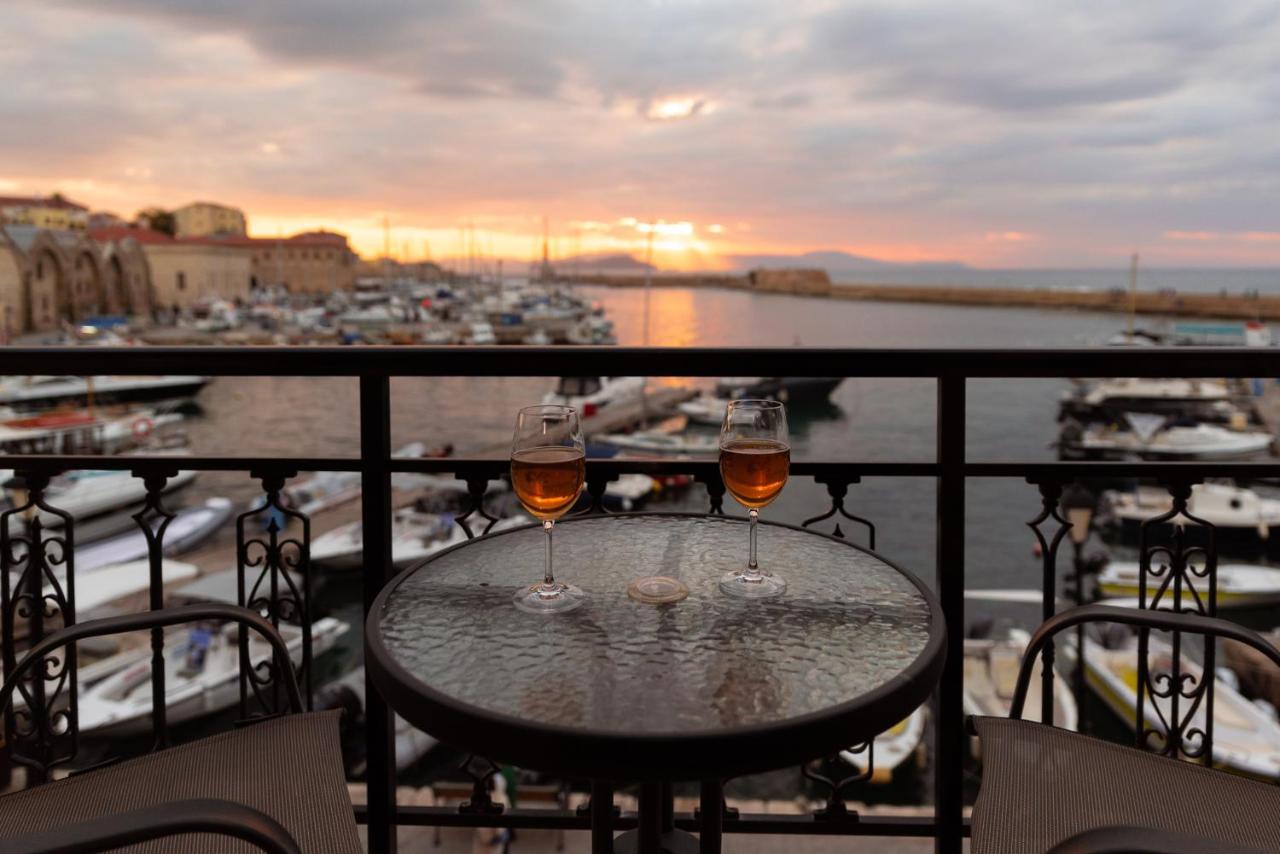 Destino Home Overlooking The Venetian Port Of Chania Chania  Екстер'єр фото
